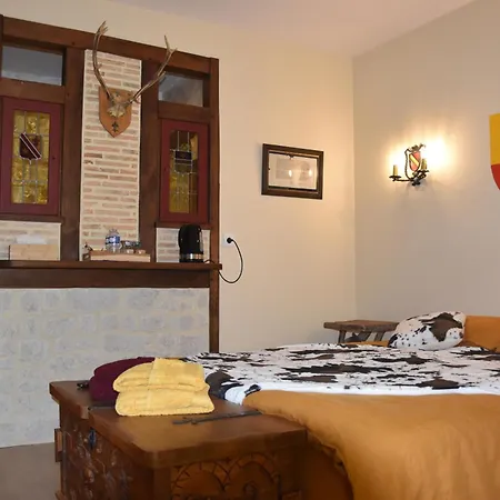 ゲストハウス Domaine De La Ferte Clairbois 3*