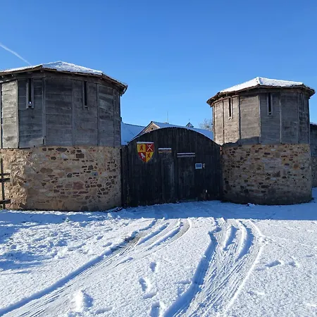 Domaine De La Ferte Clairbois 招待所 Sainte-Suzanne (Mayenne)
