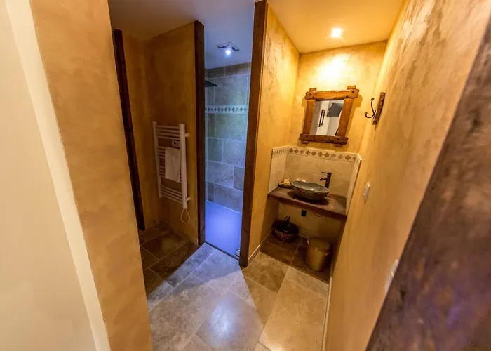 招待所 Domaine De La Ferte Clairbois Sainte-Suzanne (Mayenne)